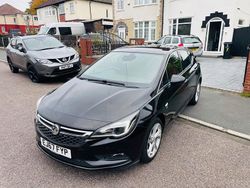 Black Used 2017 Vauxhall Astra SRi Hatchback | £4,995 (Super price)