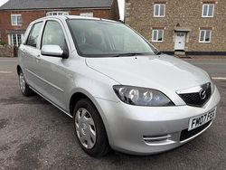Silver Used 2007 Mazda 2 Hatchback | £1,995 (Fair price)
