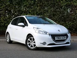 White Used 2014 Peugeot 208 Active Hatchback | £2,995 (Good price)