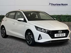 White Used 2021 Hyundai i20 SE Hatchback | £13,870 (Fair price)