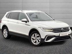 White Used 2022 VW Tiguan Allspace Life SUV | £21,150 (Fair price)