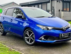 Used 2018 Toyota Auris Hybrid Design | £12,495 (Fair price)
