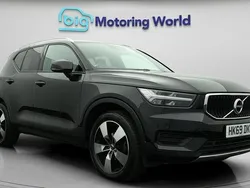 Used 2022 Volvo XC40 Momentum SUV | £16,100 (Good price)