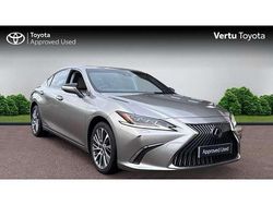 Silver Used 2020 Lexus ES300H Sedan | £22,999 (Fair price)