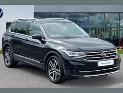 Deep black pearl Used 2022 VW Tiguan Elegance SUV | £25,490 (Fair price)