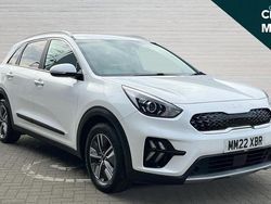 White Used 2022 Kia Niro 2 SUV | £14,547 (Fair price)