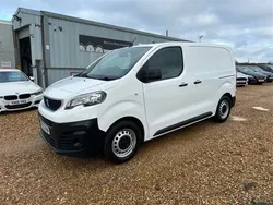 White Used 2020 Peugeot Expert Van | £10,788 (Fair price)