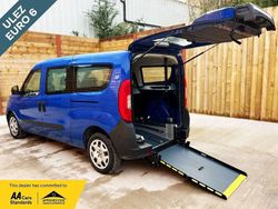 Blue Used 2018 Fiat Doblò MPV | £12,945