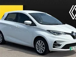 White Used 2020 Renault Zoe Iconic Hatchback | £8,023 (Fair price)