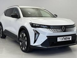 Metallic arctic white Used 2025 Renault Scénic MPV | £28,250 (Fair price)