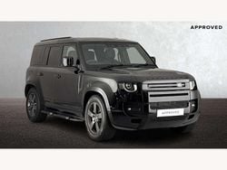 Santorini black Used 2025 Land Rover Defender HSE Dynamic SUV | £77,995