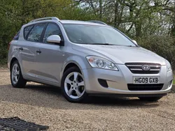 Silver Used 2009 Kia Ceed Estate | £3,450 (Super price)