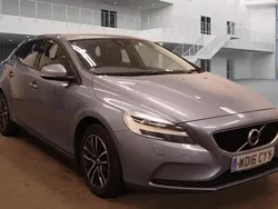 Blue Used 2016 Volvo V40 Momentum Estate | £3,695