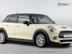 White Used 2019 Mini Cooper S Classic Hatchback | £15,250 (Good price)