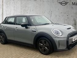 Moonwalk grey Used 2022 Mini Cooper S Classic Hatchback | £16,655 (Super price)