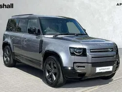 Metallic eiger grey Used 2023 Land Rover Defender SE Dynamic SUV | £59,720 (Fair price)
