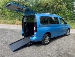Blue Used 2024 Ford Tourneo Connect Titanium MPV | £25,995 (Fair price)
