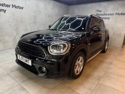 Black Used 2021 Mini Cooper Countryman Classic SUV | £18,590 (Fair price)