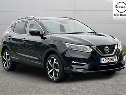Black Used 2019 Nissan Qashqai Tekna SUV | £12,732 (Fair price)