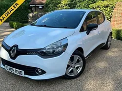 White Used 2015 Renault Clio IV Play Hatchback | £5,793 (Fair price)