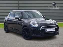 Black Used 2021 Mini Cooper Exclusive Hatchback | £17,792 (Fair price)