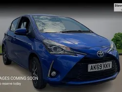 Blue Used 2019 Toyota Yaris Hybrid Hatchback | £12,150 (Fair price)