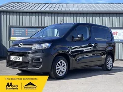 Black Used 2022 Citroën Berlingo MPV | £8,950 (Fair price)