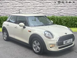 White Used 2017 Mini ONE Hatch Hatchback | £5,500 (Fair price)