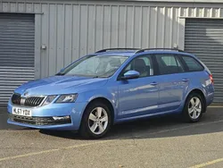 Blue Used 2017 Skoda Octavia SE Estate | £7,700 (Good price)