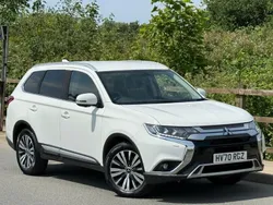White Used 2020 Mitsubishi Outlander SUV | £11,495 (Fair price)