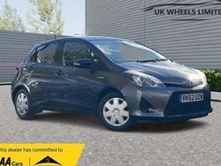 Used 2013 Toyota Yaris Hybrid T3 | £7,190 (Fair price)