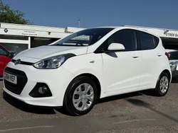 White Used 2014 Hyundai i10 SE Hatchback | £5,299 (Fair price)