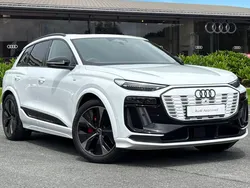 White Used 2025 Audi Q6 e-tron Performance SUV | £64,995 (Fair price)