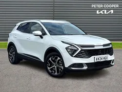 White Used 2024 Kia Sportage 2 SUV | £26,994 (Good price)