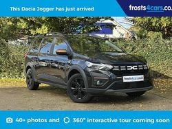 Black Used 2023 Dacia Jogger Extreme MPV | £19,195 (Fair price)