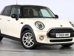 White Used 2018 Mini Cooper Classic Hatchback | £11,750 (Fair price)