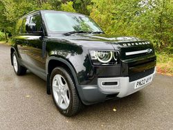 Black Used 2022 Land Rover Defender SE SUV | £43,995 (Fair price)