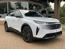 New 2025 Peugeot 5008 Allure MPV | £37,340 (Fair price)