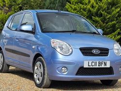 Blue Used 2011 Kia Picanto Hatchback | £2,495 (Fair price)