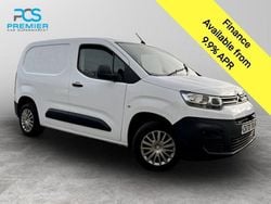 White Used 2020 Citroën Berlingo Start MPV | £6,000 (Good price)