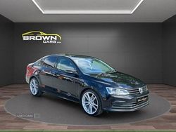 Black Used 2016 VW Jetta SE Sedan | £9,995 (A bit pricey)