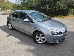 Silver Used 2011 Vauxhall Astra SRi Hatchback | £1,695 (Good price)