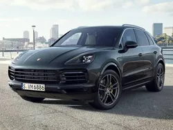 Jet black metallic Used 2022 Porsche Cayenne SUV | £65,000