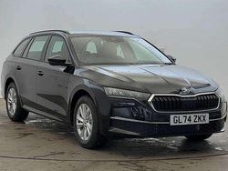 Black magic pearl effect New 2025 Skoda Octavia SE Technology Estate | £23,000 (Fair price)