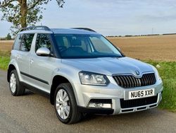 Silver Used 2015 Skoda Yeti SE L SUV | £6,950 (Fair price)