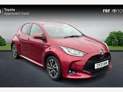 Used 2025 Toyota Yaris Hybrid Design Hatchback | £15,995 (Super price)