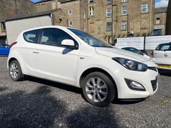 White Used 2013 Hyundai i20 Active Hatchback | £2,485 (Good price)