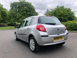 Silver Used 2008 Renault Clio II Expression Hatchback | £1,499 (Super price)