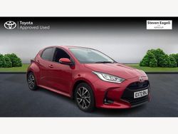 Red Used 2022 Toyota Yaris Hybrid Design Hatchback | £18,495 (Fair price)