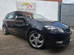 Black Used 2010 Kia Ceed 3 Hatchback | £3,222 (Good price)